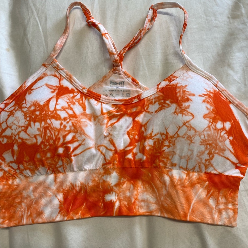 Sports bra